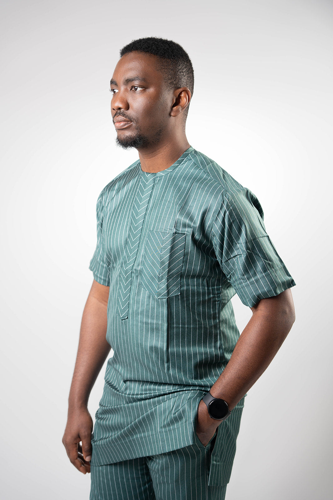 Green and White Kaftan with Short Sleeves